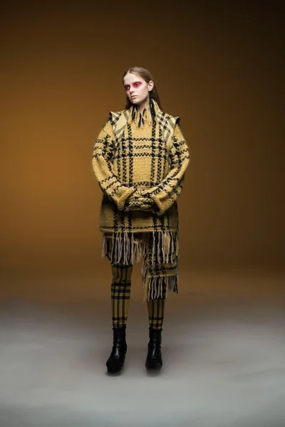Look 7